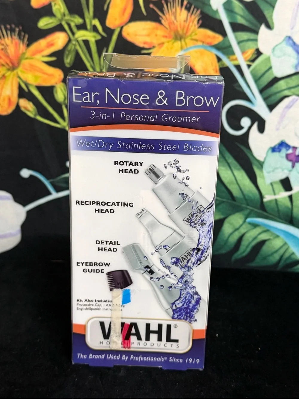 Wahl Ear, Nose & Brow 3-in-1 Groomer in Silver and Blue Accents